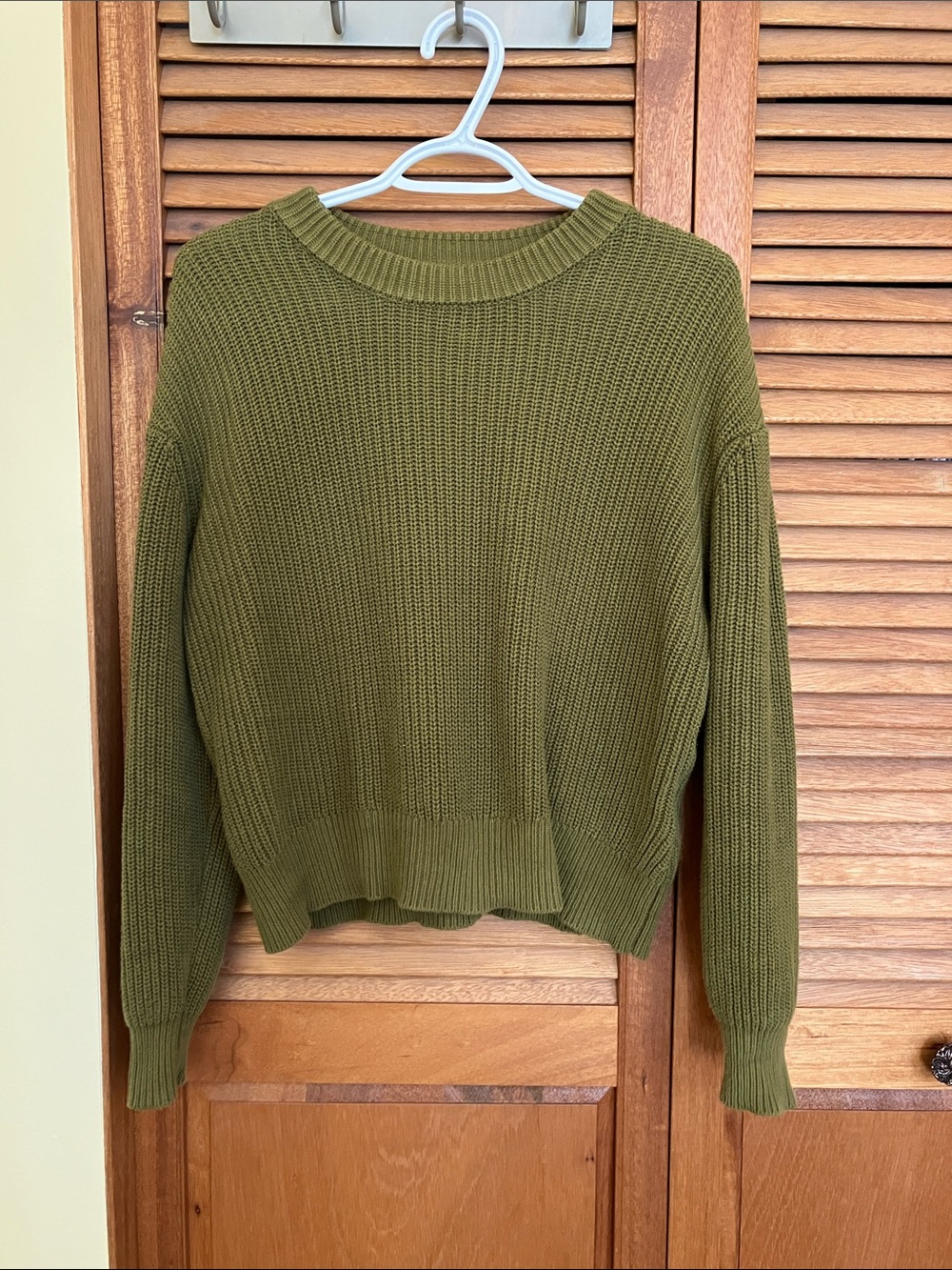 NWOT - Minimum 100% organic cotton Olive Knit Crewneck Sweater